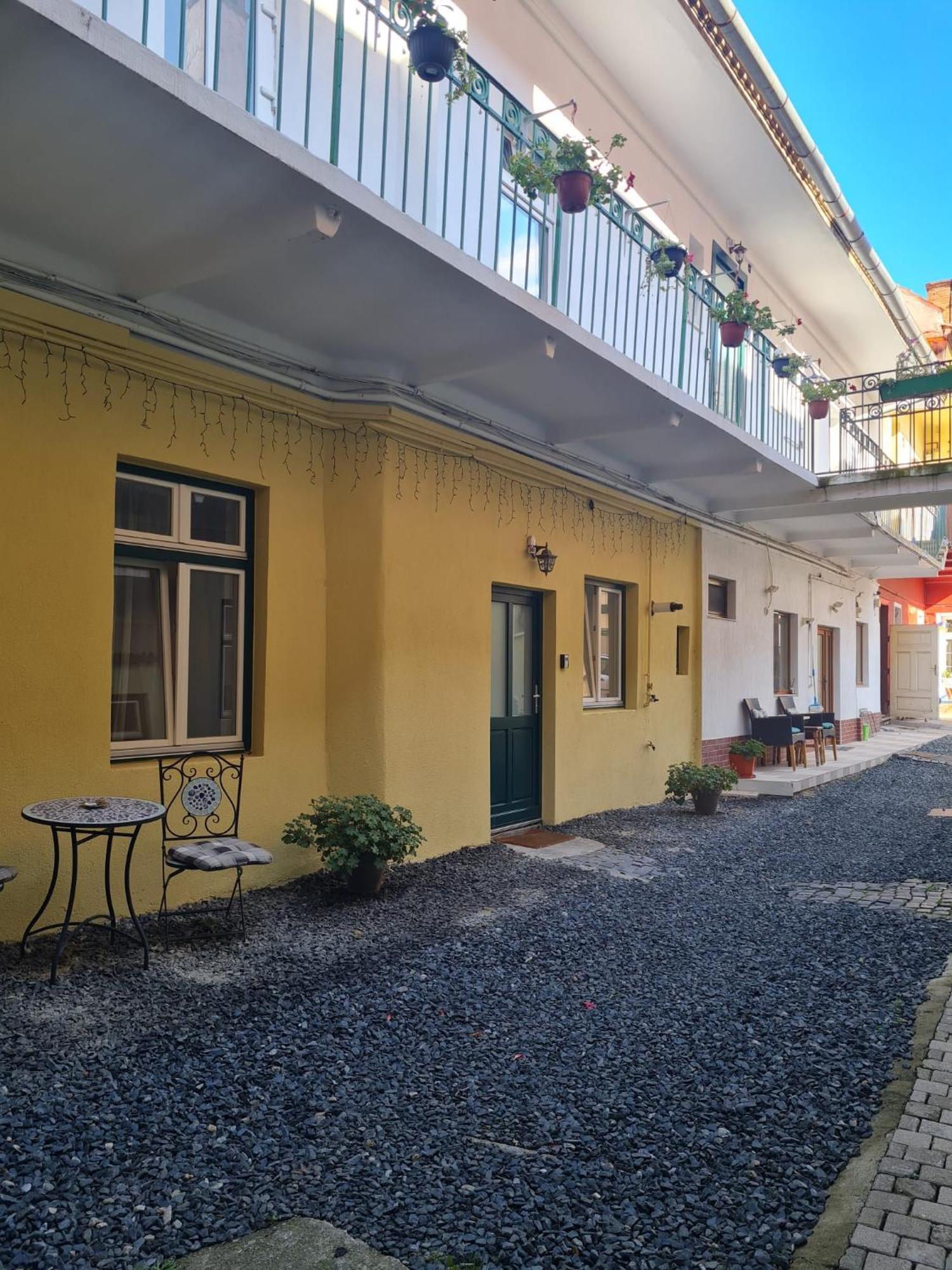 Apartament Central V&P Sibiu Exterior photo